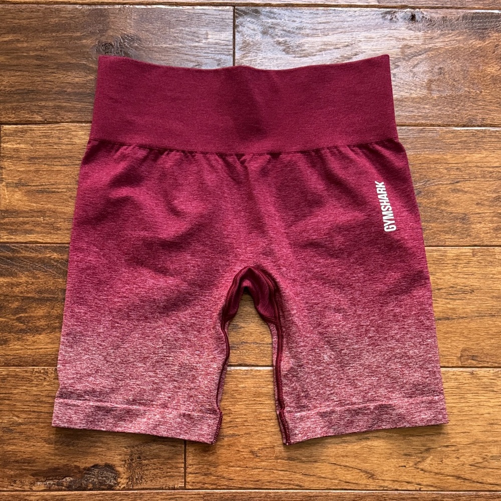 Women’s Medium Adapt Ombré Seemless Shorts